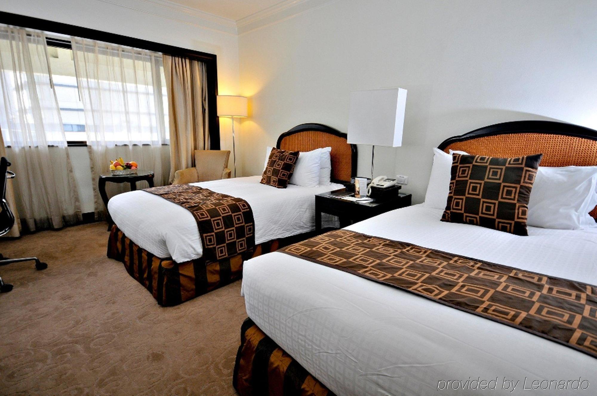 Intercontinental Manila Ξενοδοχείο Μακάτι Δωμάτιο φωτογραφία