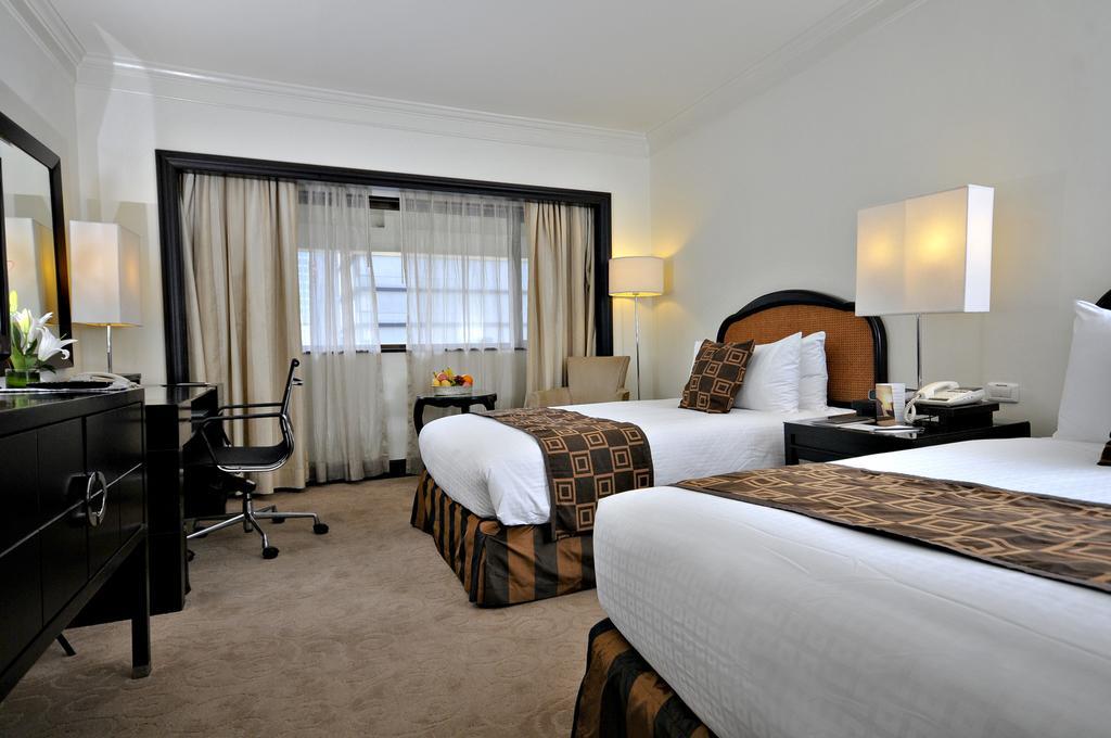Intercontinental Manila Ξενοδοχείο Μακάτι Δωμάτιο φωτογραφία